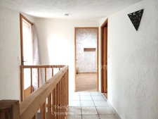 Maison de ville spacieuse au cœur de la Provence avec 130 m² et un joli terrain de 428 m² LA ROQUEBRUSSANNE 