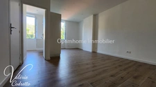 À louer – Studio rénové de 28 m² à Toulon (quartier Saint-Roch)