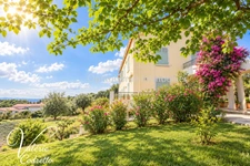 LE PRADET – LES OURSINIÈRES | Propriété 320 m² – 5 logements indépendants – Terrain 3 048 m² – Proche mer