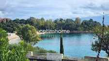 Villa à 5 pièces  LE LAVANDOU (83) SAINT-CLAIR 204 m² avec piscine et belles prestations VUE MER