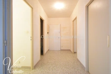 À vendre – Appartement T3 98 m² avec terrasse et 2 garages – Port d’Hyères 83400