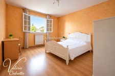 Villa 4 chambres à vendre à La Garde (83) – Jardin, garage et combles aménagés 