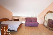 Appartement T3  dernier étage avec vue mer à Hyères  – Deux terrasses, parking et cave 83400