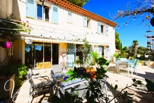 🏡 À vendre – Villa lumineuse avec vue panoramique à Costebelle (Hyères) 115 m²