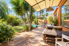 Villa de caractère avec piscine à Hyères Costebelle – Proche plage de l’Almanarre 83400