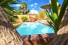 Villa de caractère avec piscine à Hyères Costebelle – Proche plage de l’Almanarre 83400