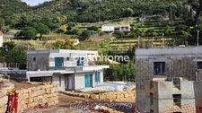 Villa à 5 pièces  LE LAVANDOU (83) SAINT-CLAIR 145 m² avec piscine et belles prestations VUE MER