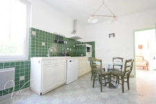 LE PRADET – LES OURSINIÈRES | Propriété 320 m² – 5 logements indépendants – Terrain 3 048 m² – Proche mer