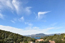 LE PRADET – LES OURSINIÈRES | Propriété 320 m² – 5 logements indépendants – Terrain 3 048 m² – Proche mer