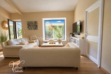 Villa de caractère avec piscine à Hyères Costebelle – Proche plage de l’Almanarre 83400
