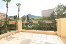 HYÈRES – T3 70 m² avec terrasse, garage – Résidence prisée proche centre-ville 83400 