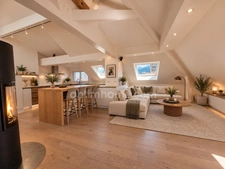 ANNECY CENTRE – APPARTEMENT D’EXCEPTION AVEC VUE SUR LES TOITS ET LES MONTAGNES