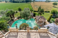 Maison de prestige 11 pièces - 367 m2 - REVONNAS  (01)