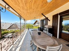 GRUFFY (74540) – MAISON FAMILIALE 174 M² AVEC VUE MONTAGNES, TERRASSE ET ESPACE INDÉPENDANT