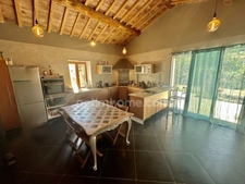 AUTHENTIQUE MAS EN PIERRES AVEC MAISON INDEPENDANTE, PISCINE ET TERRAIN DE 7 000 M² – ALLAN