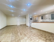 Maison 3 faces-plain-pied à vendre à CORNEILLA DEL VERCOL (66)- 3 chambres avec garage et jardin. Entre plage de Saint Cyprien et lac de Villeneuve de la Raho 