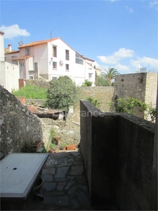 À vendre le boulou(66) Maison T8 en pierre de 190 m² – 5 chambres – Appartement indépendant – Proche Espagne – Un potentiel exceptionnel à prix attractif 