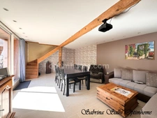 Maison de caractère atypique avec Terrain 1670 m² – Quincié-en-Beaujolais 69430
