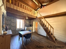Maison de caractère atypique avec Terrain 1670 m² – Quincié-en-Beaujolais 69430