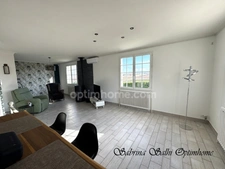 Cercie (69220) – Maison familiale lumineuse, 2 niveaux – Piscine – Vue vignes