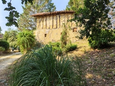 Ancien hameau de caractère sur 1,4 hectare – Un véritable havre de paix en pleine nature