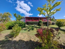 Chalet avec vue sur dégagée + terrain dans un parc de loisir résidentiel à 8 minutes de AUCH.