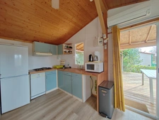 Chalet de 35 m2 + terrain dans un parc de loisir résidentiel à 8 minutes de AUCH, vendu meublé.