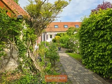 CORPS DE FERME RENOVE 168 m² AVEC DEPENDANCE INDEPENDANTE 60 m² - PARCELLE DE 1847 m²
