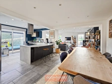 MAISON CONTEMPORAINE 165 m² 4 CH PISCINE CHAUFFEE DOUBLE GARAGE JARDIN EXPO SUD