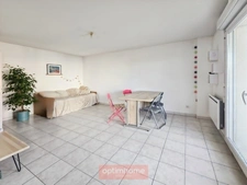 APPARTEMENT T2 AVEC BALCON ET PARKING - RESIDENCE RECENTE