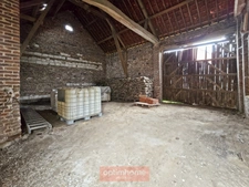 LONGERE EN PIERRES SEMI PLAIN-PIED 92 m² GARAGE GRANGE DEPENDANCE