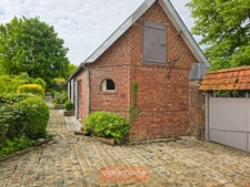 CORPS DE FERME RENOVE 168 m² AVEC DEPENDANCE INDEPENDANTE 60 m² - PARCELLE DE 1847 m²