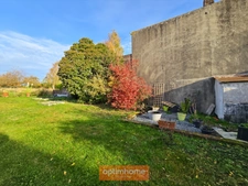 MAISON 137 m² SEMI PLAIN-PIED 3 CH BUREAU GARAGE JARDIN DEPENDANCES