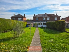 MAISON DE RESIDENCE 90 M² 3 CH DOUBLE GARAGE CAVE JARDIN
