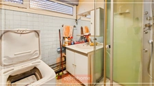 MAISON SEMI PLAIN-PIED 84 m² A RENOVER 4 CH GARAGE ATELIER JARDIN