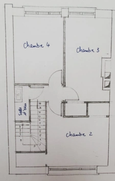 MAISON SEMI PLAIN-PIED 84 m² A RENOVER 4 CH GARAGE ATELIER JARDIN