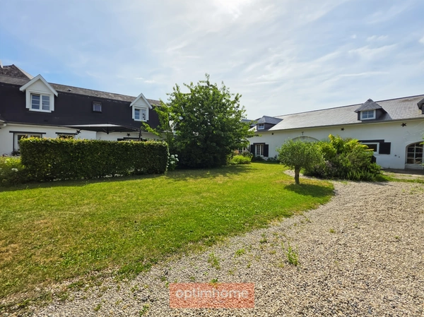 PROPRIETE 292 m² 6 CHAMBRES JARDIN EXPO SUD