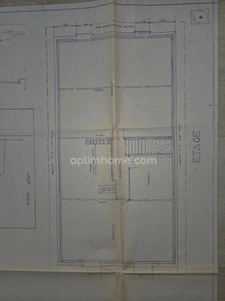 MAISON INDIVIDUELLE SEMI PLAIN-PIED 5 CHAMBRES SOUS-SOL COMPLET JARDIN