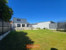 MAISON SEMI PLAIN-PIED 150 m² 4 CHAMBRES SOUS-SOL COMPLET JARDIN EXPO SUD