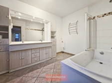 MAISON SEMI PLAIN-PIED 123 m² AVEC PORCHE ET DEPENDANCES