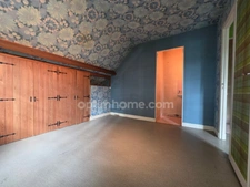 MAISON INDIVIDUELLE SEMI PLAIN-PIED 5 CHAMBRES SOUS-SOL COMPLET JARDIN