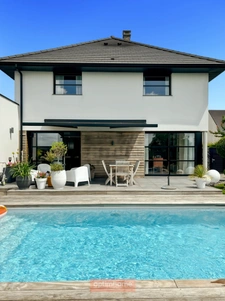 MAISON CONTEMPORAINE - PISCINE CHAUFFÉE - 145 m² - EXPO SUD