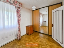 MAISON DE RESIDENCE 90 M² 3 CH DOUBLE GARAGE CAVE JARDIN