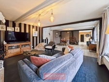 CORPS DE FERME RENOVE 168 m² AVEC DEPENDANCE INDEPENDANTE 60 m² - PARCELLE DE 1847 m²