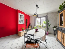 MAISON DE CARACTÈRE – 2 CHAMBRES – COUR ET JARDIN