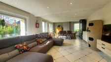 CORPS DE FERME RENOVE 255 M² GARAGES BOX CHEVAUX