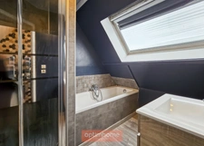 MAISON DE CARACTERE 138 m² 4 CH VERANDA DOUBLE GARAGE JARDIN SUD-OUEST