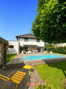 MAISON CONTEMPORAINE - PISCINE CHAUFFÉE - 145 m² - EXPO SUD