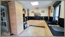 MAISON INDIVIDUELLE 161 m² 4 CH BUREAU SOUS-SOL JARDIN EXPO SUD