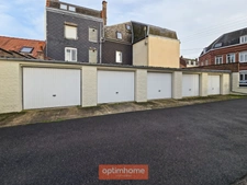 MAISON INDIVIDUELLE – 3 CHAMBRES – JARDIN – GARAGE + 5 GARAGES LOUÉS